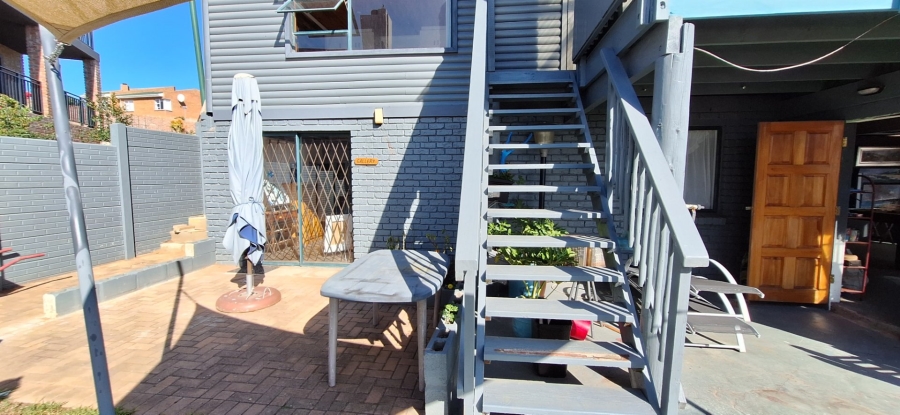 3 Bedroom Property for Sale in Stilbaai Wes Western Cape